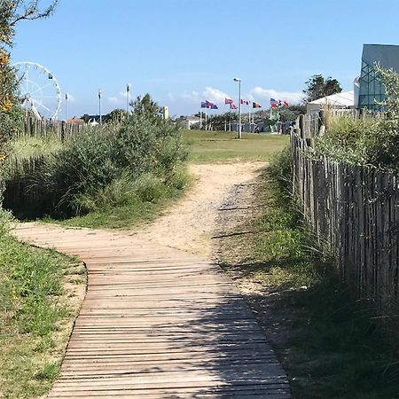 Bleu Sale - F2 Courseulles Avec Balcon Apartman Kültér fotó