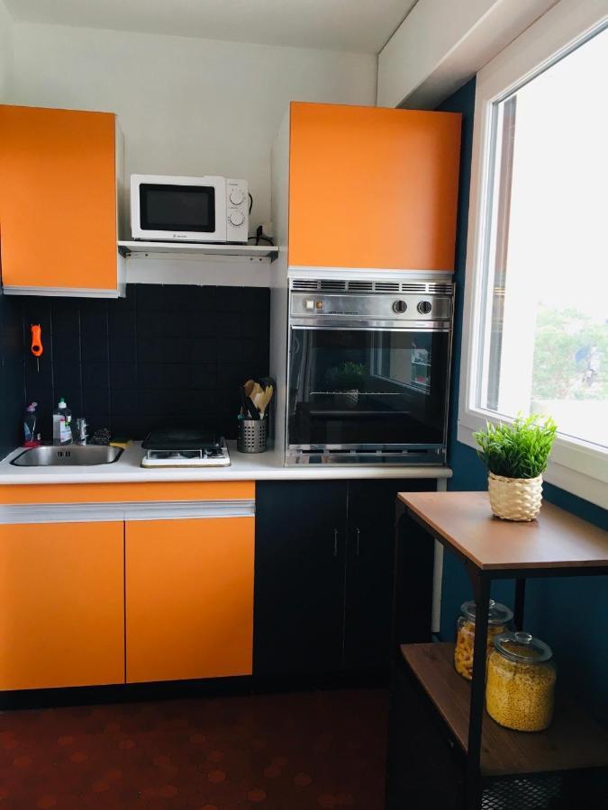 Bleu Sale - F2 Courseulles Avec Balcon Apartman Kültér fotó